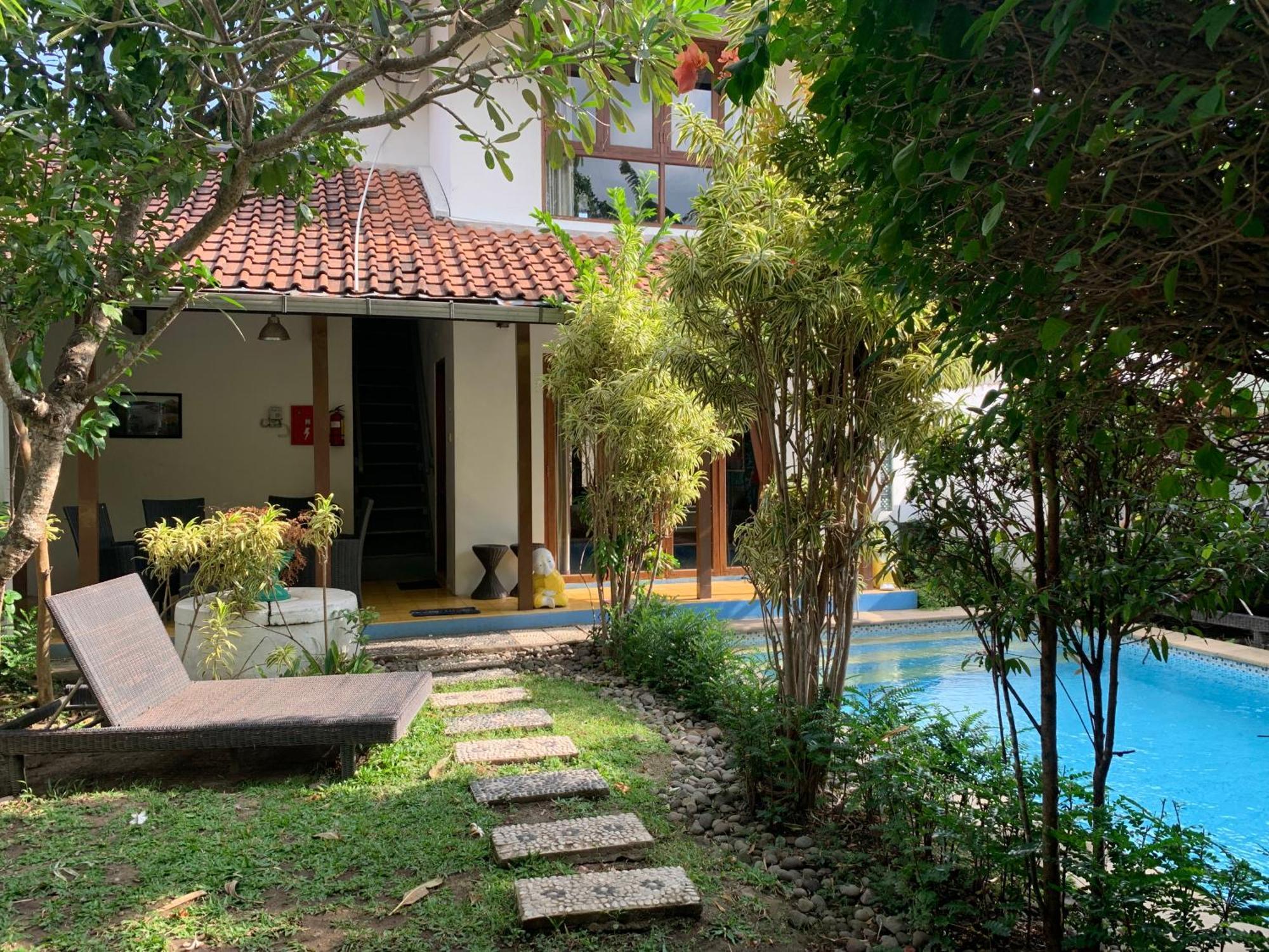Villa Bougenville Yogyakarta Exterior foto